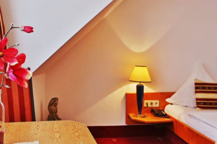 Room 14 of 45