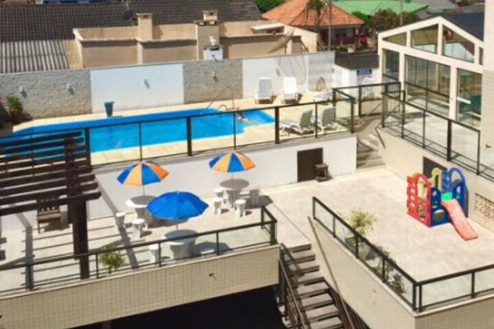Pool Hotel