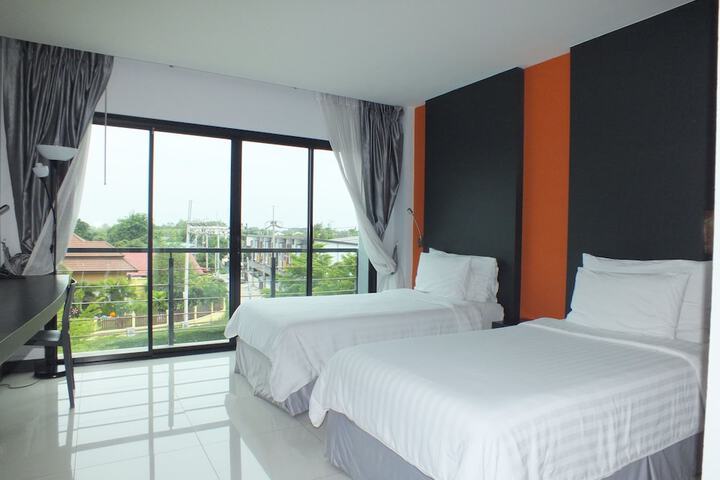 Room 7 of 44