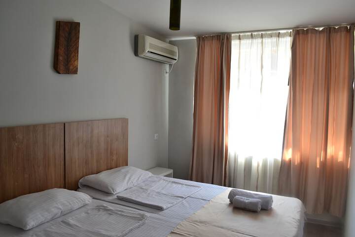 Room 47 of 131