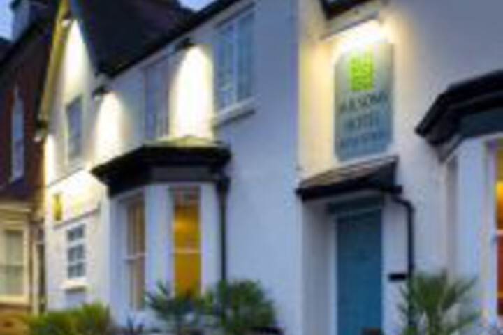 MILSOMS HOTEL KENILWORTH