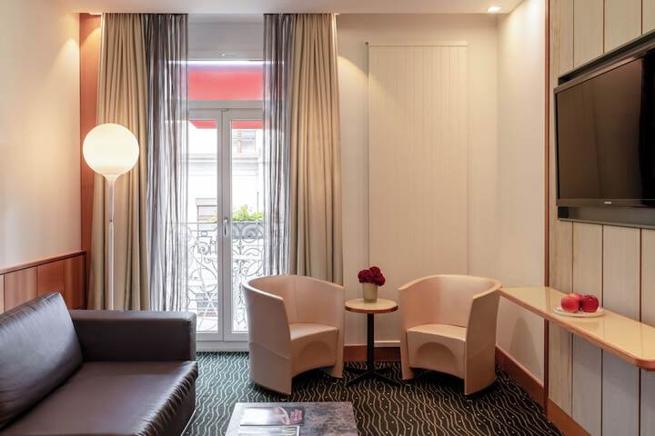 Room 57 of 110