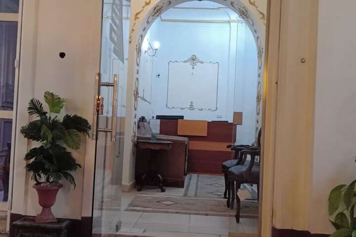 Hotel 3 of 80