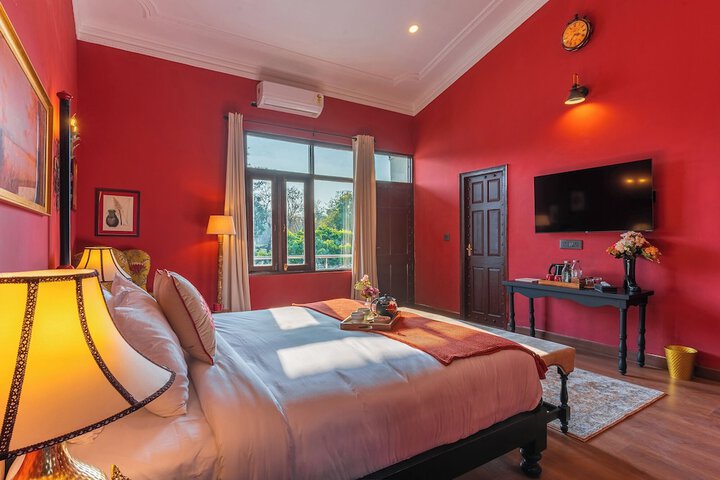 Room 45 of 148