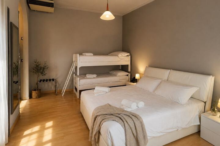 Room 4 of 26