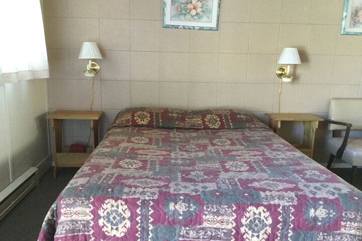 Room 37 of 80