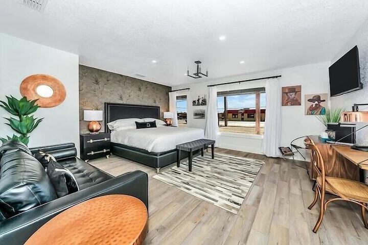 Room 10 of 41
