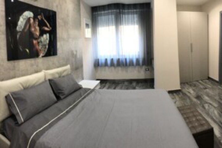 Room 71 of 82