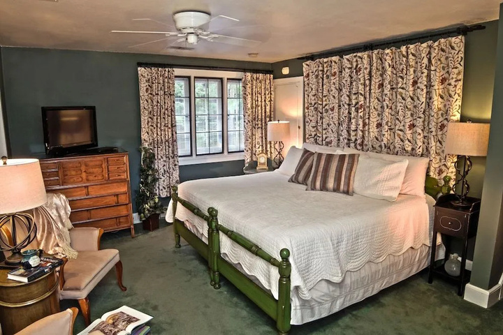 guest_rooms