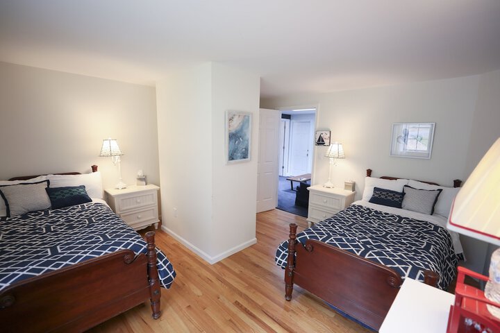 1 King Bed (63 of 65)