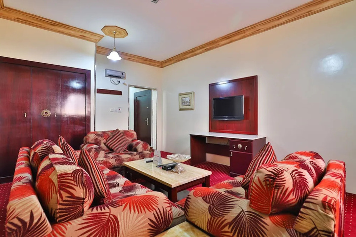 Room 3 of 19