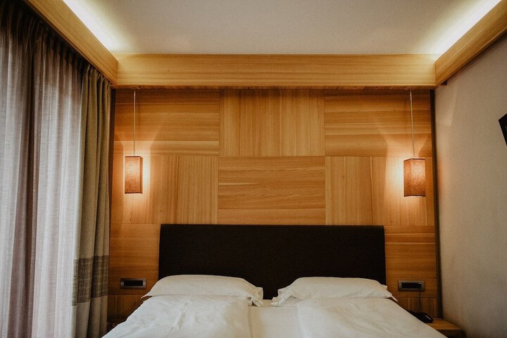 Room 28 of 112