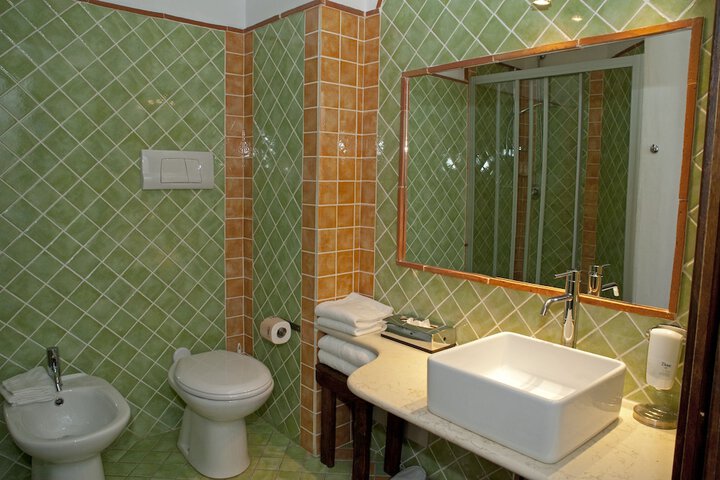 Clean Restrooms
