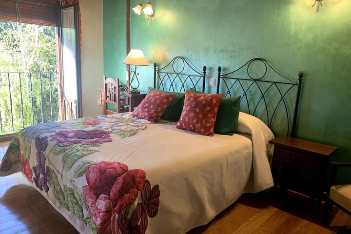 Room 12 of 51