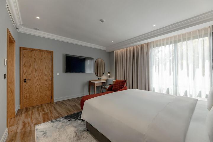Room 75 of 227