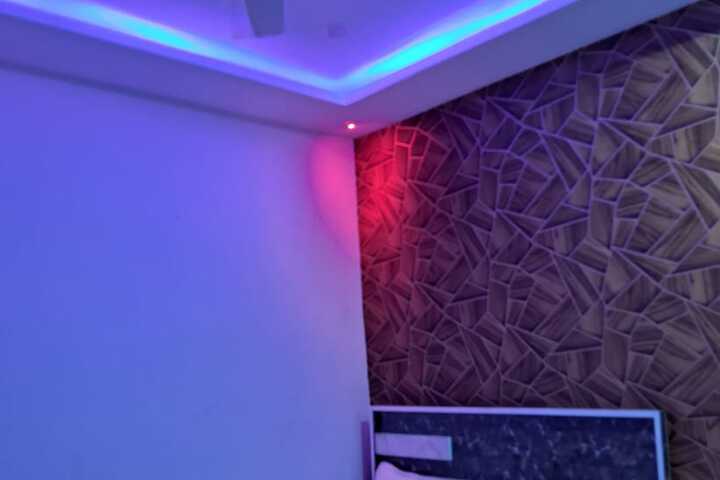 Room 3 of 20