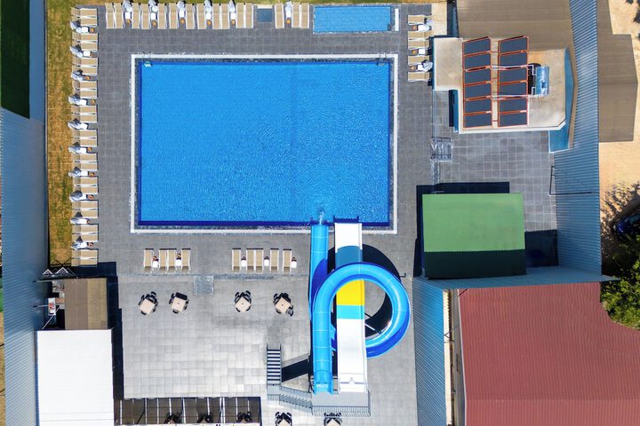 Pool 31 of 48