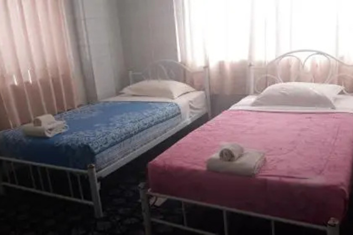 Room 5 of 15