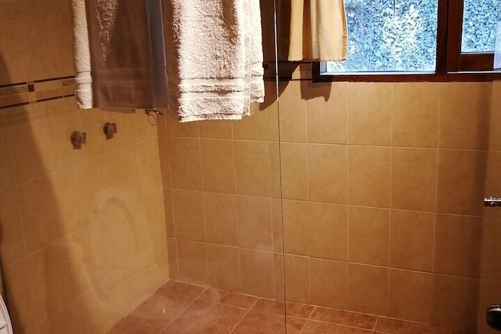 Room 28 of 38