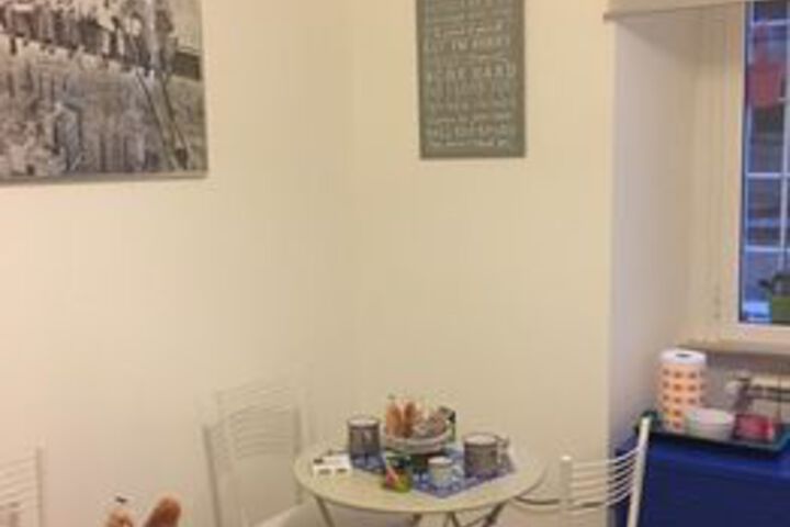 Room 25 of 27