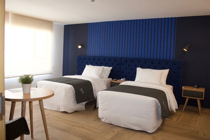 Room 20 of 64