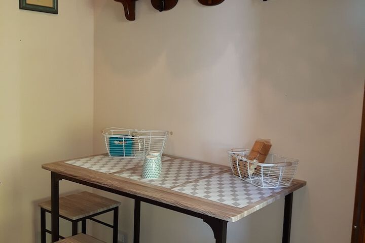 Room 8 of 33