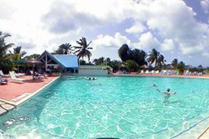 Pool 22 of 35