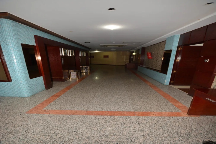 Room 12 of 23