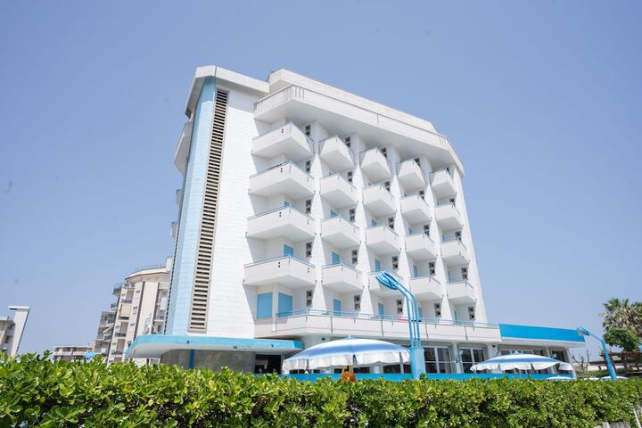 Hotel 80 of 84