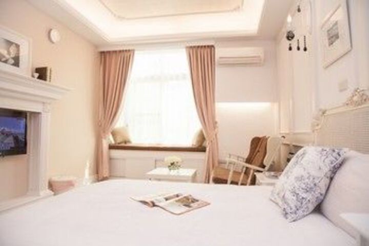 Room 15 of 31