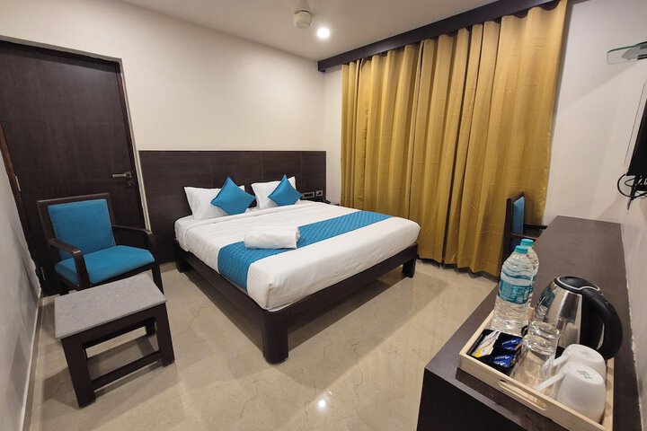 Room 8 of 36