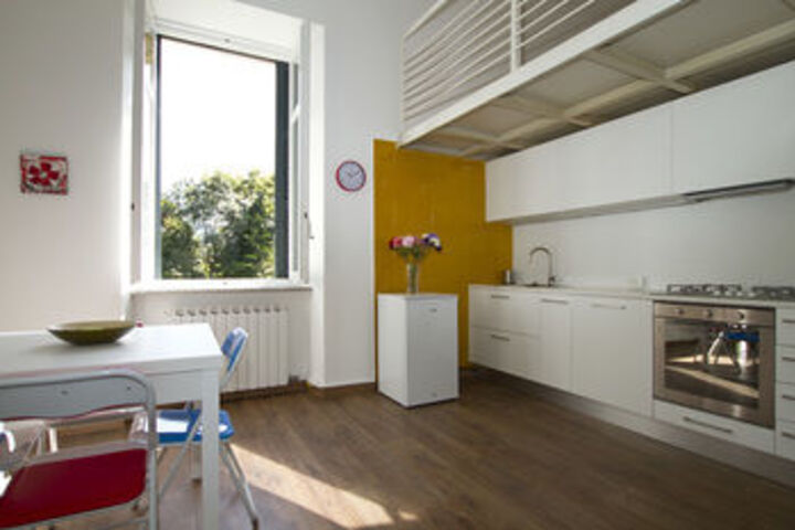 Room 52 of 74