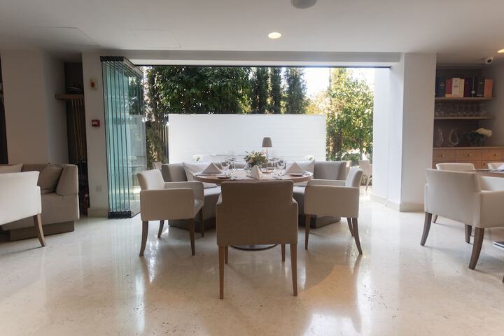 Dining 111 of 138