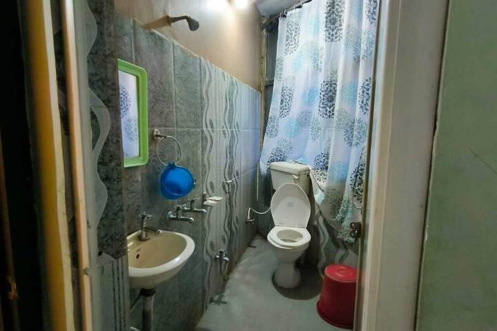 Room 15 of 20