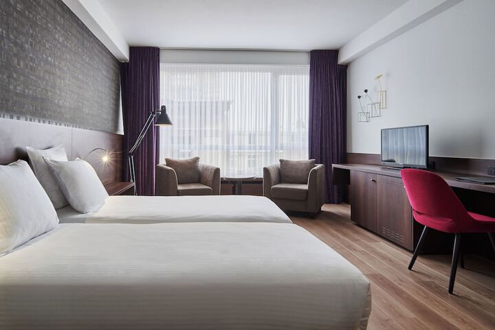 Room 34 of 55