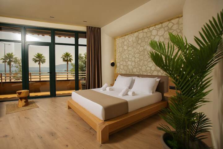 Room 15 of 70