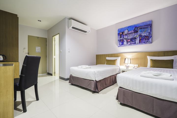 Room 14 of 46