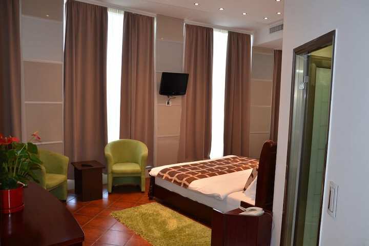 Room 20 of 55