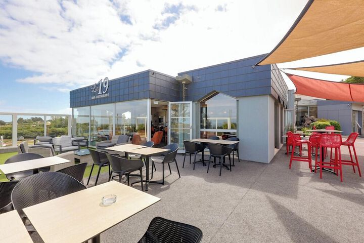 Terrace/Patio 74 of 77