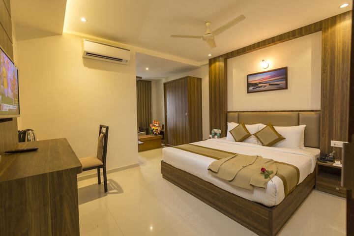 Room 14 of 24