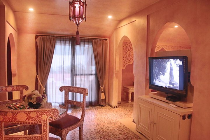 Room 27 of 150