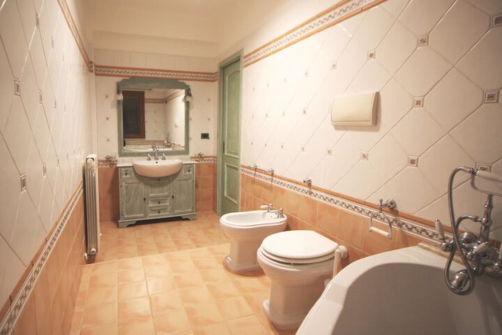 Room 13 of 13