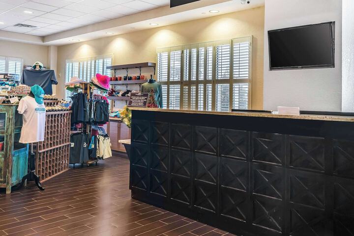 Lobby Photos