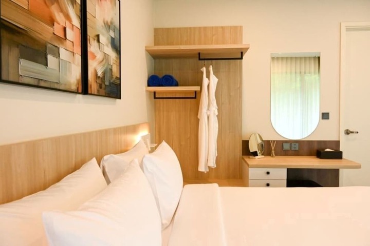 Room 70 of 251