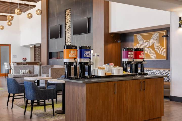 Coffee shop