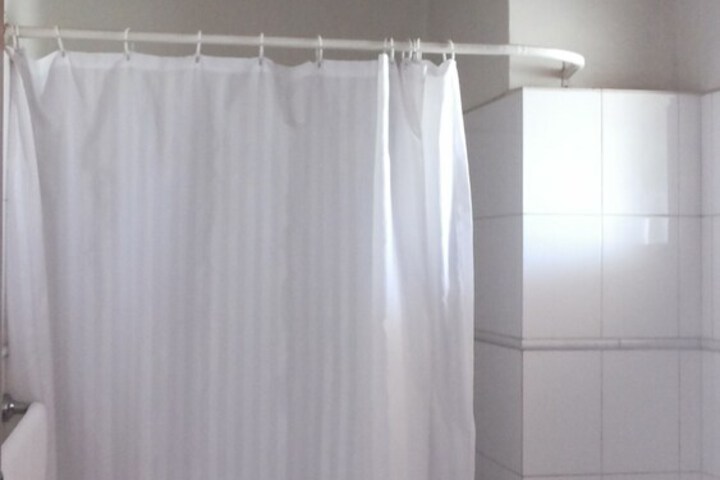 Room 44 of 60