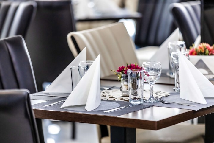 Dining 250 of 318