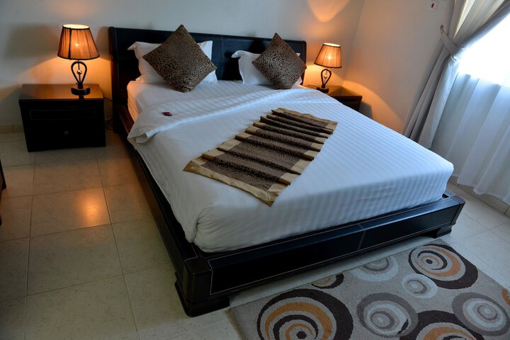 Room 21 of 57