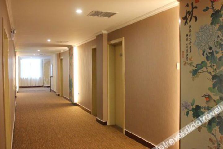 Hotel Interior 6 of 15
