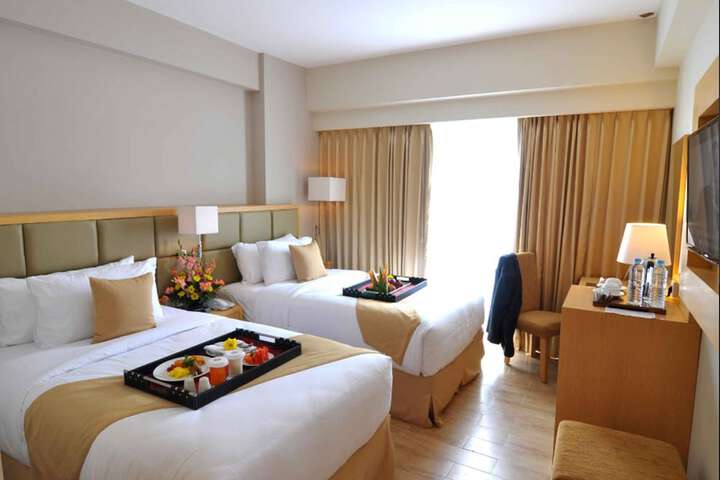 Room 19 of 32